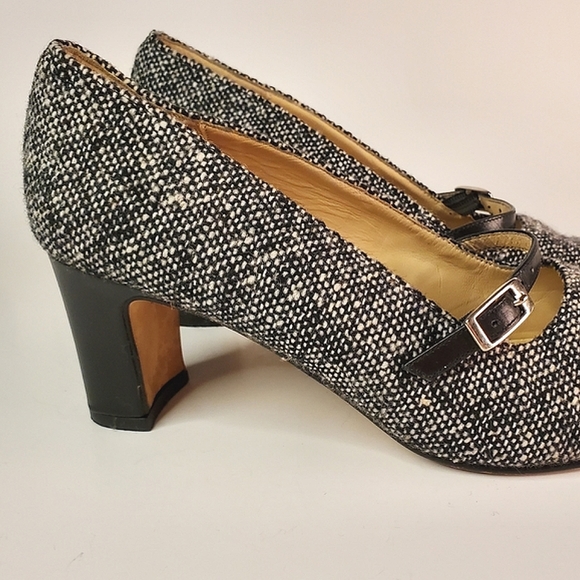 Tweed Vintage Talbots Office Heels with Buckled Leather Band - Picture 9 of 15